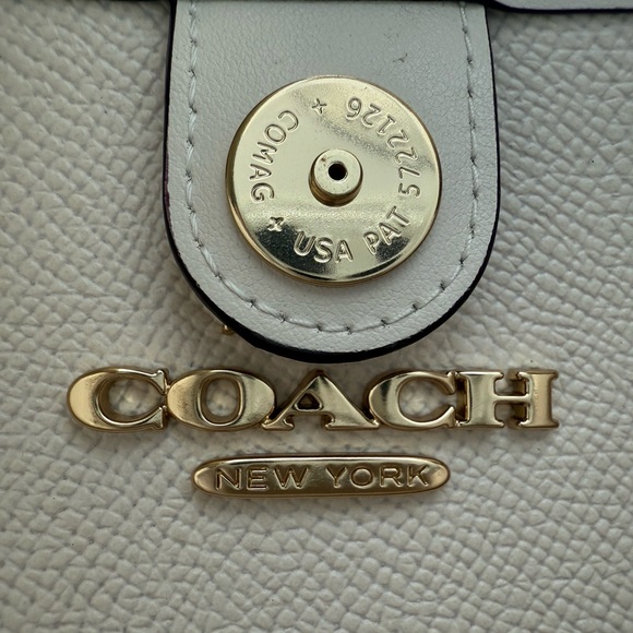 NWOT Coach Purse - 2 Different Straps - Never Worn - Picture 7 of 15